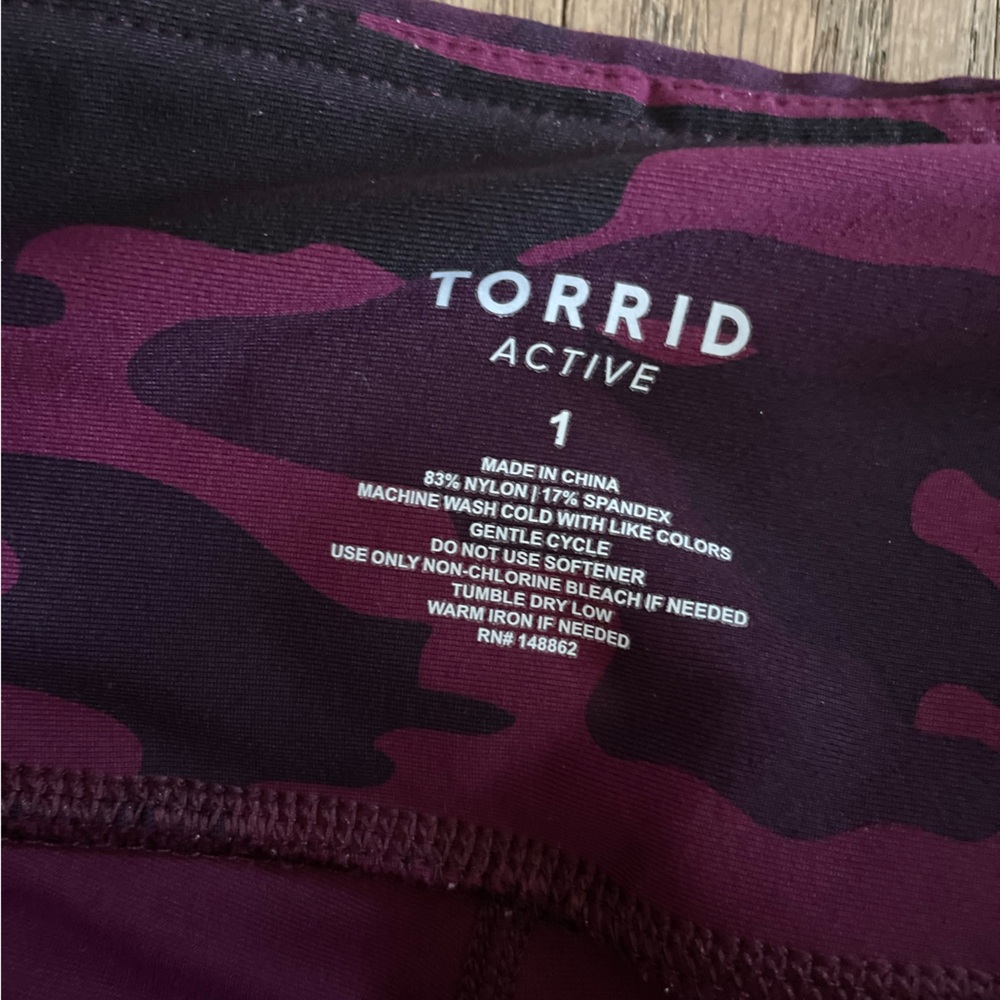 Torrid Active leggings - Picture 2 of 6